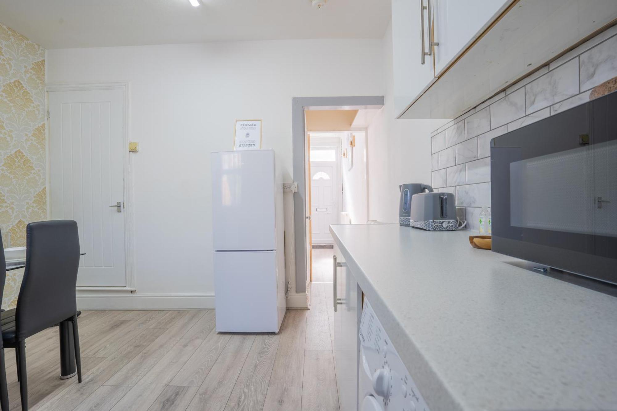 Stayzed E - Ng7 Free Wifi, Parking, Stylish House Near City Centre - Great For Tourists, Families, Contractors & Long Stays نوتينغهام المظهر الخارجي الصورة